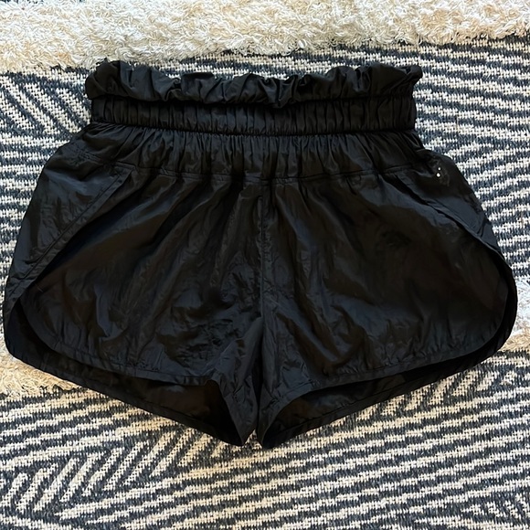 Free People Pants - Free People The Way Home Shorts Black XS